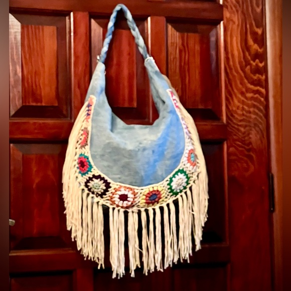 SOLD🔴 New NWT BLUE DENIM HANDCROCHETED BOHEMIAN SHOULDER BAG - Picture 10 of 15